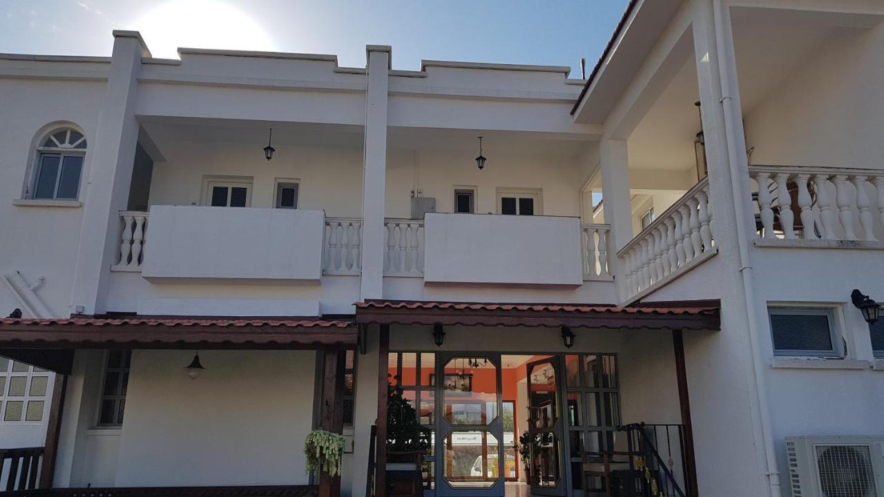 Citrus Tree Gardens Hotel Karavas  Ngoại thất bức ảnh